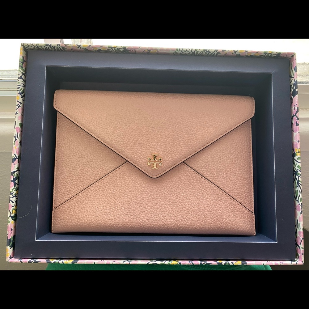 Blush Tory Burch envelope clutch
